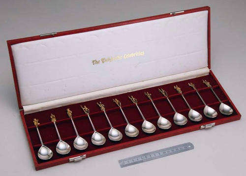 The Tichborne Celebrities 925 Sterling 12-piece Silver Spoon Set