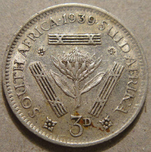 Tickey (3d) : 1939 : Extremely Fine : Catalogues at R275.00