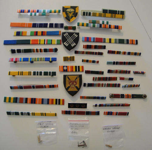 Large Collection Militaria : Ribbons, Flashes and other items