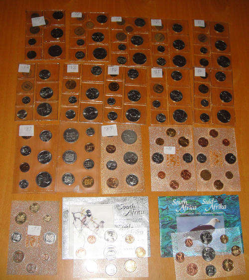 RSA Mint Packs (Uncirculated Coin Sets) from 1977 to 1995 : One bid takes the Whole Collection