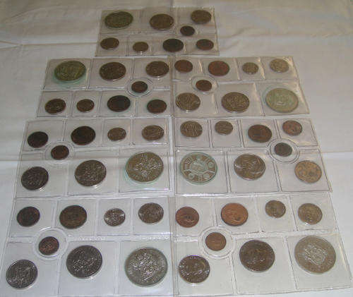 Seven (7) Uncirculated Coin Sets with Silver R1 coins : Complete from 1970 to 1976