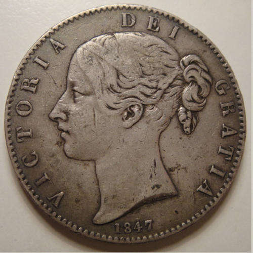 Great Britain : Sterling Silver CROWN (5/-) of Queen Victoria of 1847