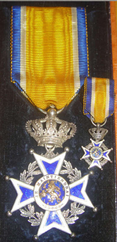 Order of Orange-Nassau, civil division, officer (Orde van Oranje Nassau) : Large  Medal & Miniature