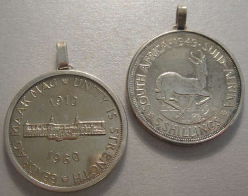 Two Crowns (Silver 5/- pieces) of the Union of South Africa set as Silver Pendants (1949 & 1960)