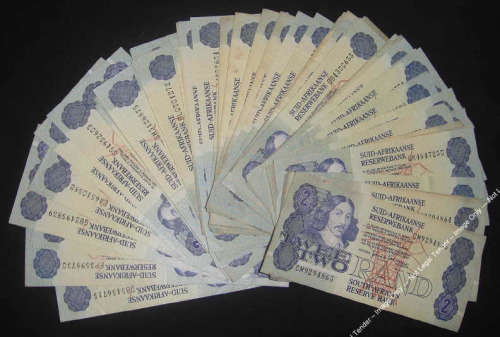 Republic of South Africa : One Hundred G de Kock R2 Bank Notes of the 1980s