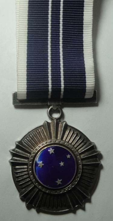 SADF Southern Cross Silver Medal (1975 Full Size)