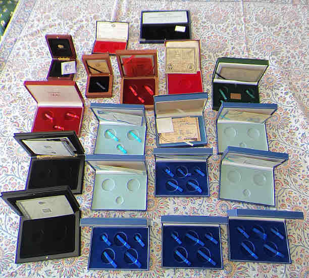 19 Empty Coin Display Boxes (ONLY for Personal Pickup in the Western Cape)
