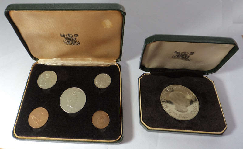 Royal Mint: Zambia 1968 5-piece coin set and Malawi Proof Crown of 1966