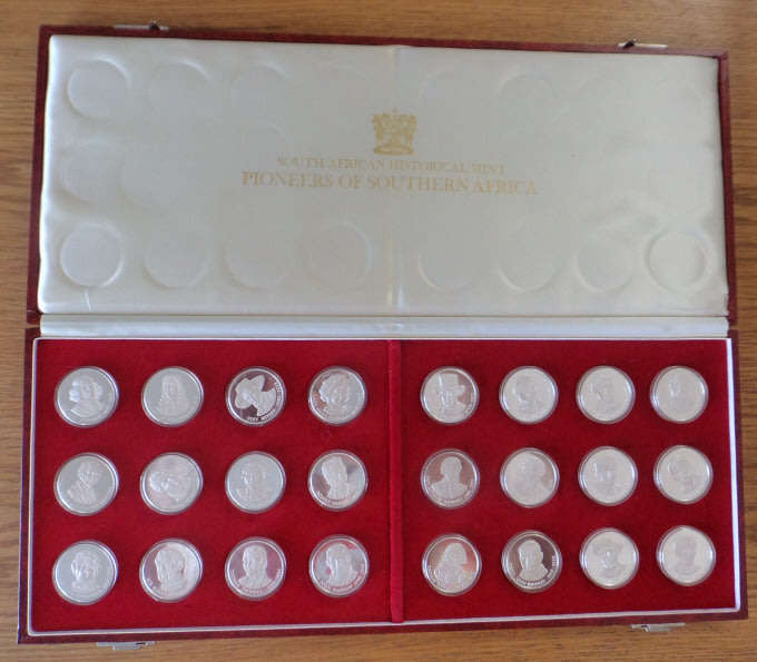 The Pioneers of Southern Africa: 24 Sterling Silver Medallions by the SA Historical Mint