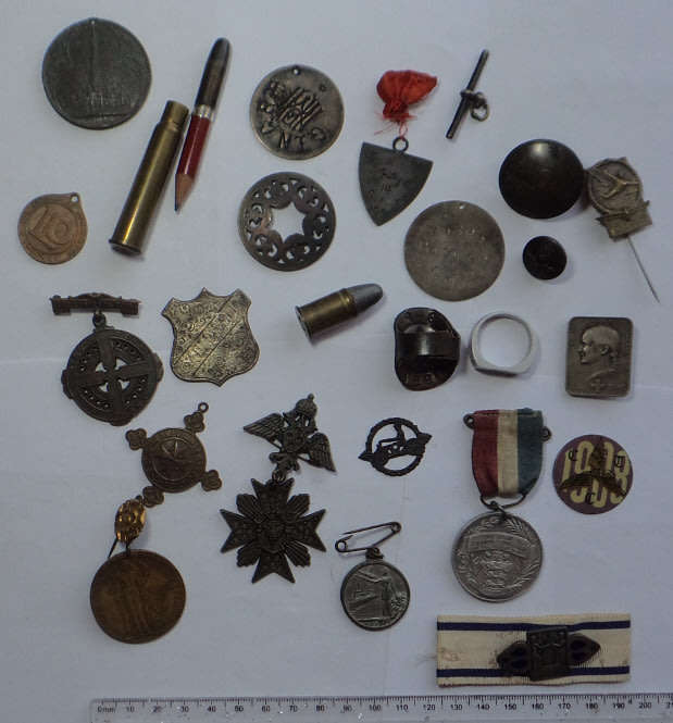 Collection of various old items including Trench Art (?) & WW1 Peace Medallions