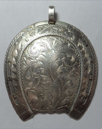 Large Silver Horse Shoe Pendant (Sterling Silver)