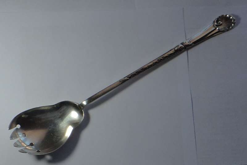 Antique Sterling Silver Salad Server by Walker and Hall, Sheffield 1915
