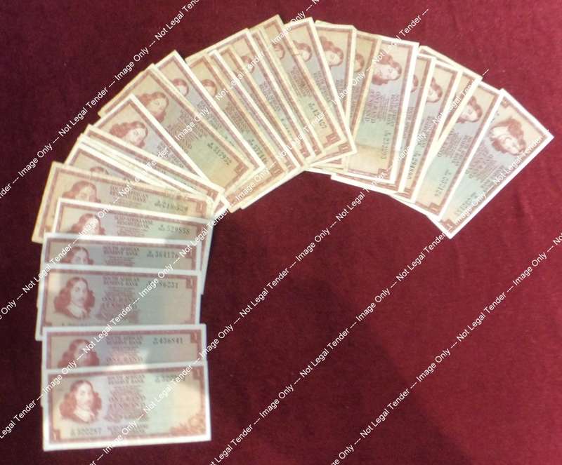 Rep. of South Africa: Thirty-Three (33) old Jan van Riebeeck R1 Notes