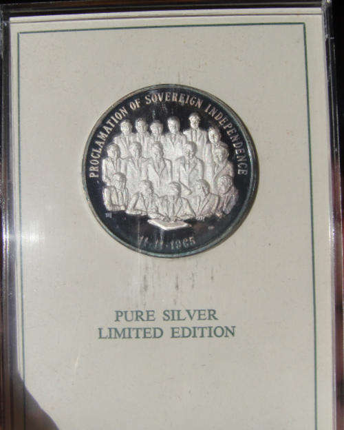 RHODESIA History Medal : Volume 2 : 42 grams of PURE SILVER