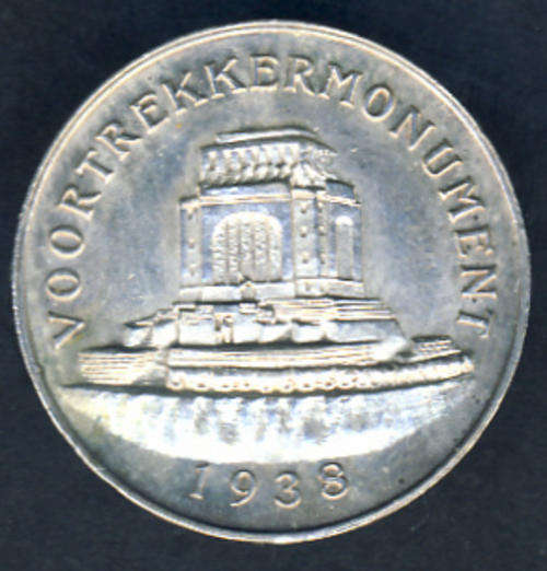 STERLING SILVER : Voortrekker-Eeufees Pin Badge (1838-1938) Voortrekker Monument
