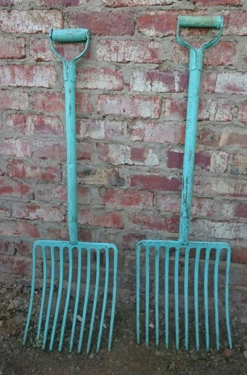 2x Old steel forks as pr photo