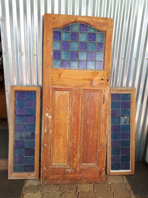 Old vintage Oregon door
