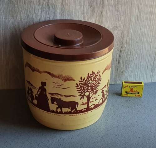 Vintage RIVERA FOODS item as per photos
