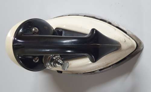 Vintage TILLEY model D.N. 250 domestic Iron - made in England with users manual as per photos