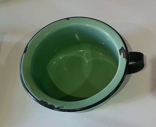 Enamel bedpan (Koos) as per photo