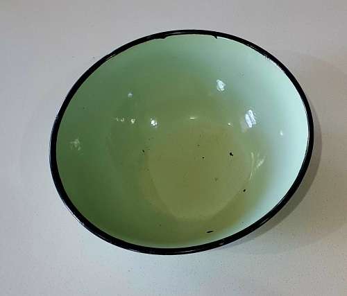 Enamel bowl as per photo