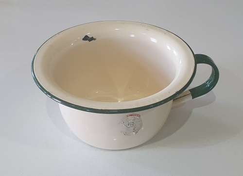 Vinage enamel bedpan (Koos) as per photos