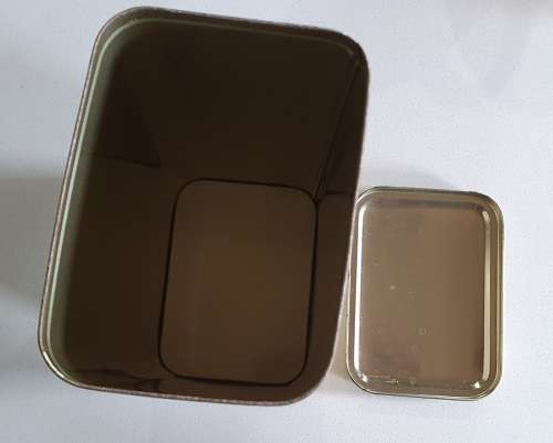 BOKOMO flour tin as per photos