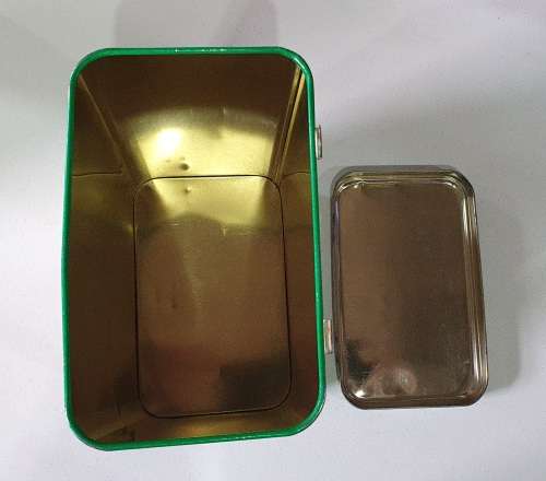 KELLOGG`s tin as per photos