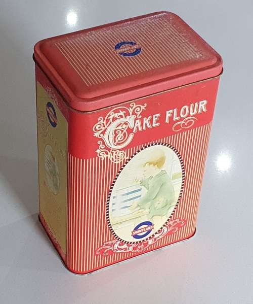 SNOWFLAKE cake flour tin as per photos