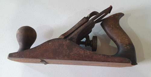 Vintage RECORD no.4 hand plane (STANLEY blade), made in England as per photo.