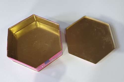 Royale toffee tin as per photos