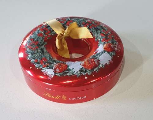 Lindt lindor tin as per photos