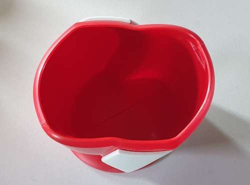 2006 COCA COLA straw container as per photos