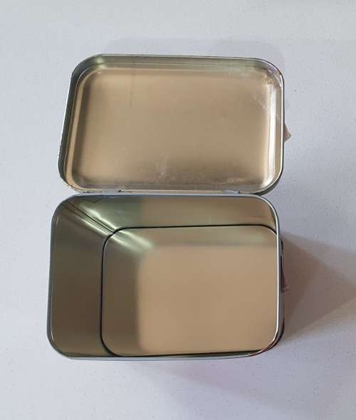 Five Roses tea tin as per photos