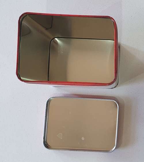 Five Roses tea tin as per photos