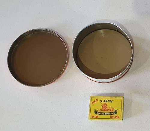 Small tin as per photos