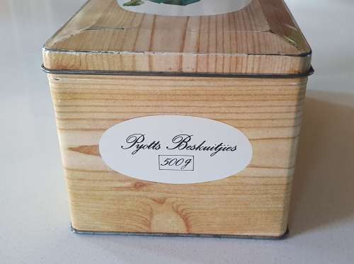 Pyotts 500g Biscuits tin as per photos