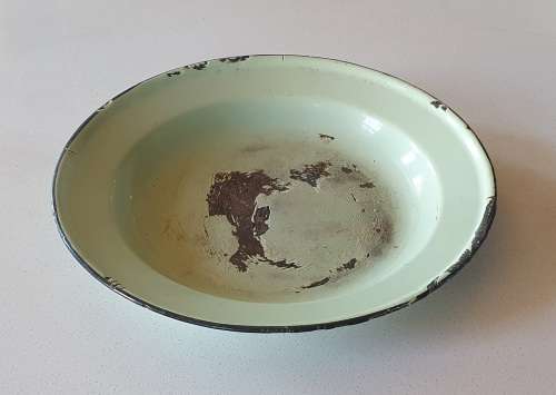 Enamel dish as per photo