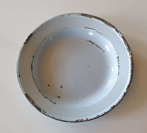 Enamel dish as per photo