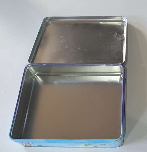 BAKERS biscuits tin as per photos