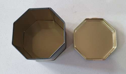 Fruit filled BON BONS tin as per photos