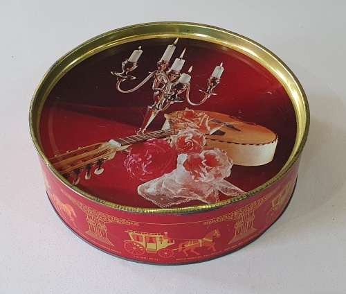 WESTON`S 2 lb biscuits tin, Springs, Transvaal, as per photo