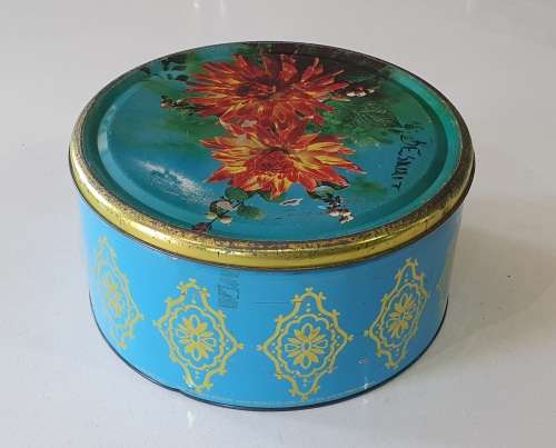 WESTON`S 2 kg biscuits tin, Springs, Transvaal, as per photo