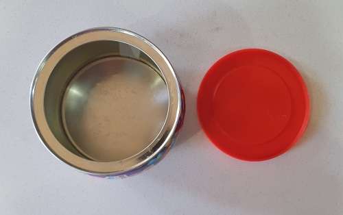 QUEEN`s cookie tin as per photo