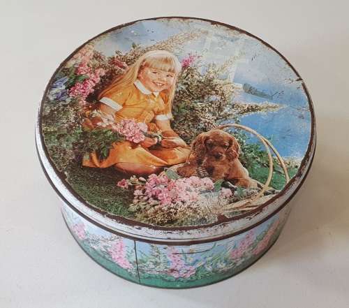 BAKERS 4 lb biscuits tin as per photos