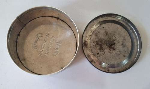 PYOTTS 500g biscuits tin as per photos