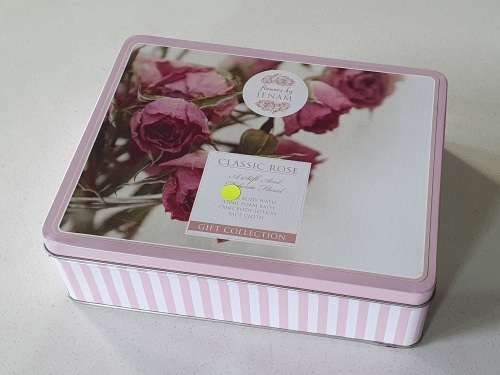 Tin container
