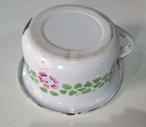Vintage enamel bedpan (Koos) as per photos