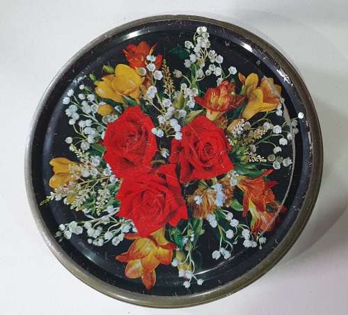 Weston`s 2lbs biscuit tin as per photos