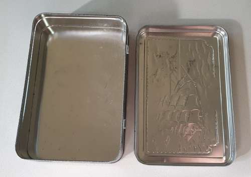 Woolworths tin as per photos